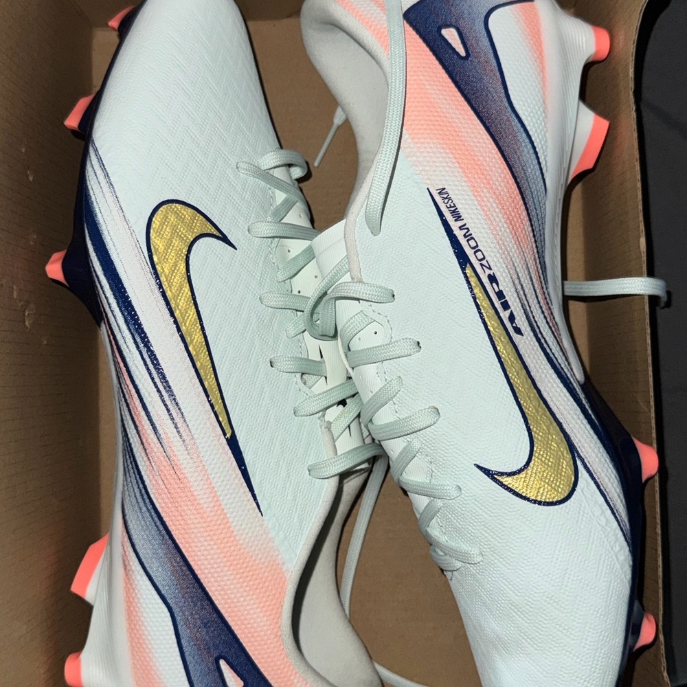Nike men’s soccer Cleats CR7 zoom vapor